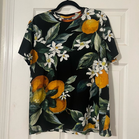 H&M Other - H&M T-Shirt Size Mens Large. Only Worn a Handful of Times. Great Condition.
